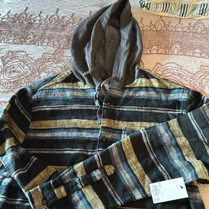 Men’s Sonoma long sleeve hooded flannel size Medium
